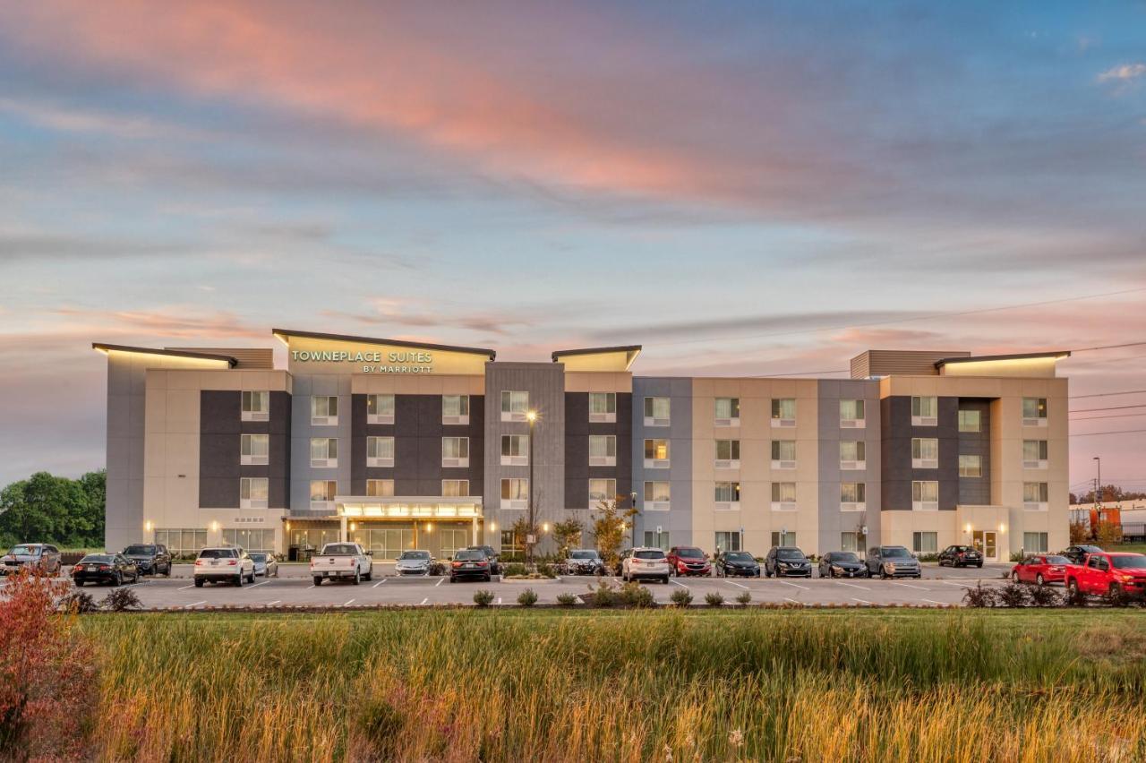 Towneplace Suites By Marriott Indianapolis Airport Eksteriør billede